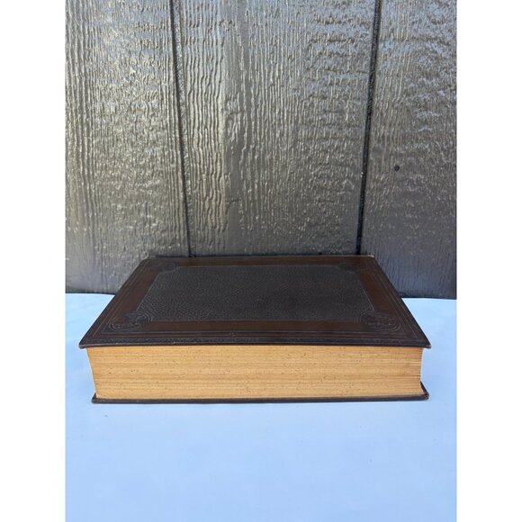 The Comprehensive Analysis of the Bible Hardcover 1951 Book Montgomery F Essig - Picture 3 of 16